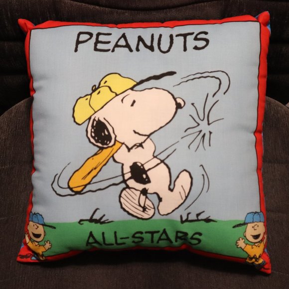 Peanuts All-Stars Snoopy Playing Baseball With Charlie Brown In Corners PILLOW - Picture 1 of 3